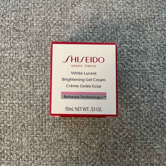 Brand new three Shiseido samples - Picture 3 of 5